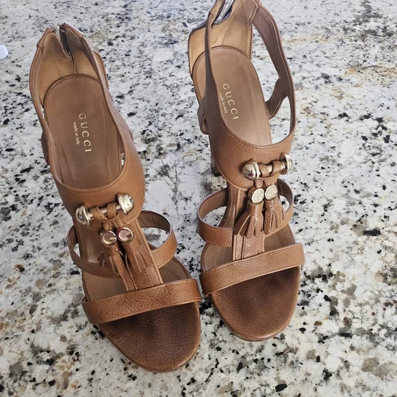 GUCCI Marrakech Tassel Sandals